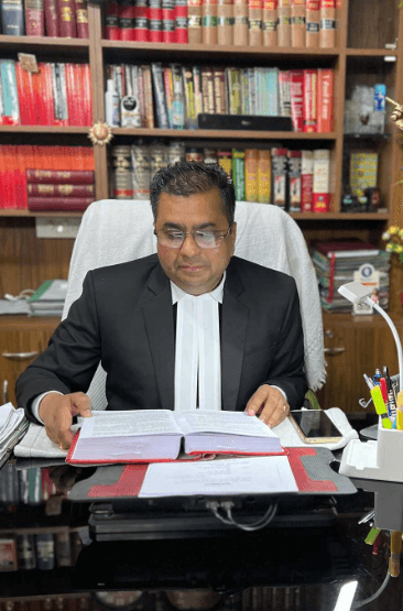 Aayodhya prasad Azad advocate
